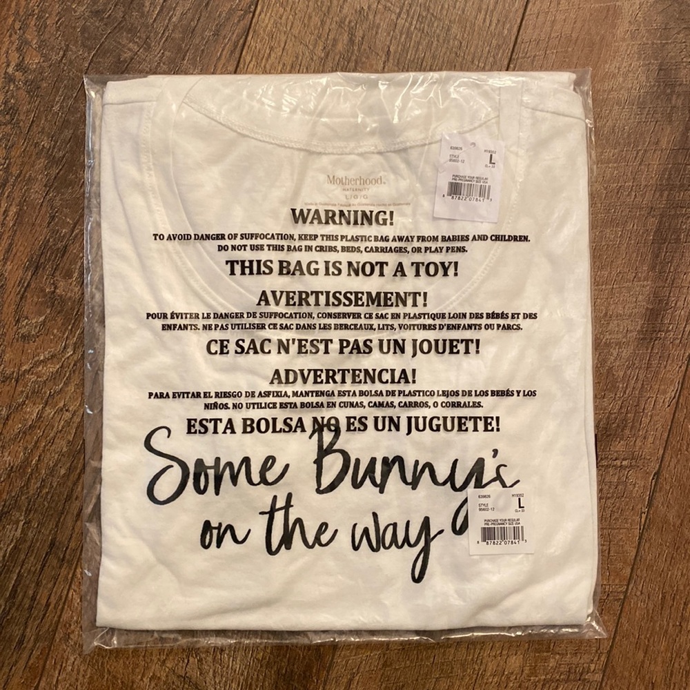 Motherhood Maternity Pregnancy announcement shirt-NWT!